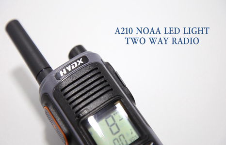 A210 UHF PMR446 NOAA 32 Kanal tragbares LED-Licht-Funkgerät