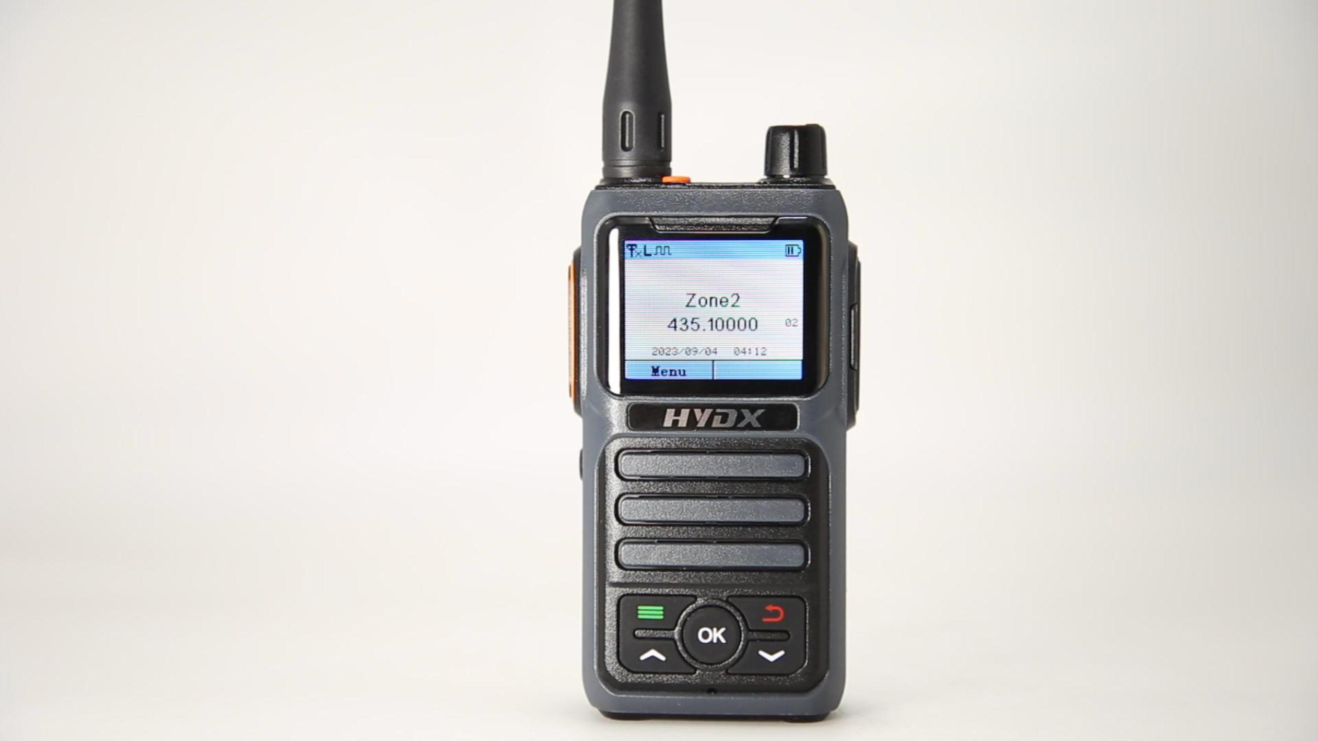 TD300 5W Dual Mode 3000mAh Lange Standby-Zeit Verschlüsseltes Handheld-Aufnahme-DMR-Radio
        