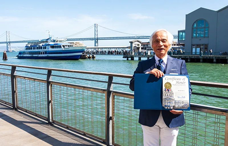 Der 83-jährige Japaner HAM segelt allein über den Pazifischen Ozean
